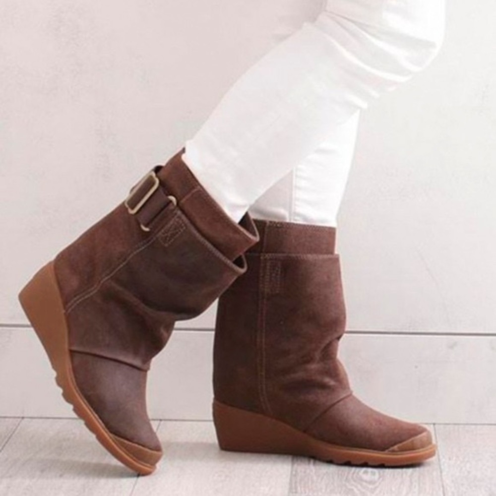 SOREL Toronto wedge boots in Brown